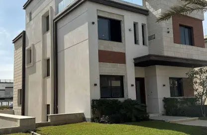 Villa - 3 Bedrooms - 3 Bathrooms for sale in Azzar - 5th Settlement Compounds - The 5th Settlement - New Cairo City - Cairo