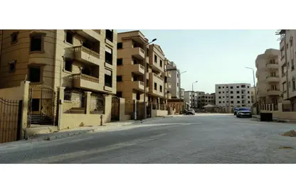 بناية كاملة - استوديو - 8 حمامات للبيع في تيامو سيتي - الشيخ زايد - الجيزة