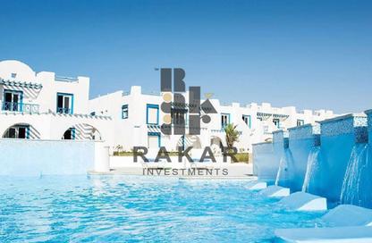 Chalet - 2 Bedrooms - 2 Bathrooms for sale in Mountain View - Ras Al Hekma - North Coast
