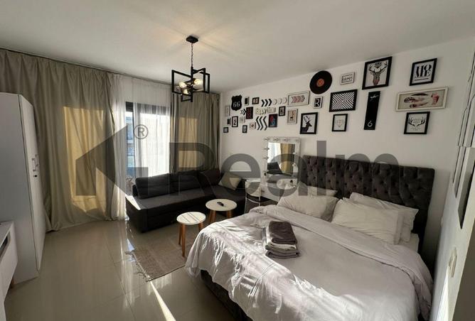 8353201 - Property Main Image