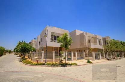 Villa - 5 Bedrooms - 4 Bathrooms for sale in Atrio - Sheikh Zayed Compounds - Sheikh Zayed City - Giza