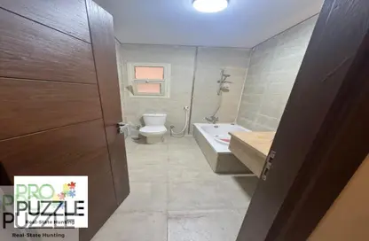 شقة - 2 غرف نوم - 3 حمامات للايجار في مركز القاهرة الجديدة - شارع التسعين الشمالي - التجمع الخامس - مدينة القاهرة الجديدة - القاهرة
