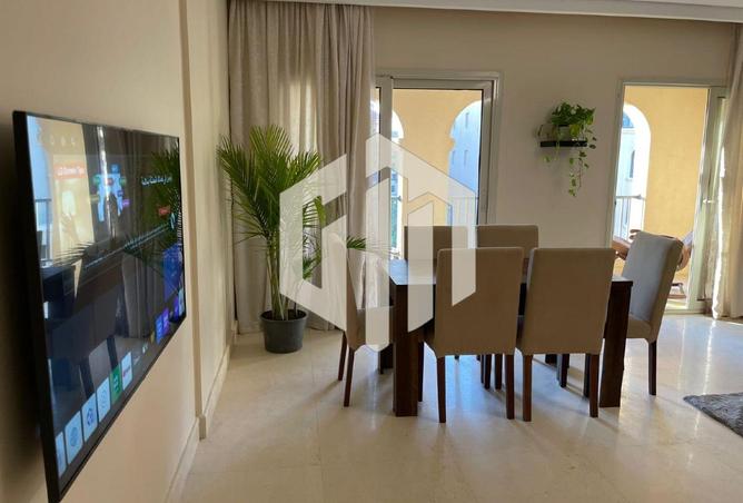 8285700 - Property Image 2