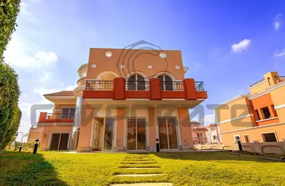 فيلا - 4 غرف نوم - 6 حمامات للبيع في كليوباترا بالاس - الحي الخامس - مدينة الشروق - القاهرة