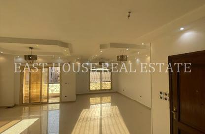 Apartment - 3 Bedrooms - 2 Bathrooms for rent in Ganoob El Acadimia - New Cairo City - Cairo