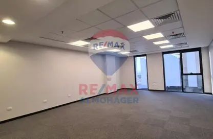 Office Space - Studio - 1 Bathroom for rent in Hyde Park - 5th Settlement Compounds - The 5th Settlement - New Cairo City - Cairo