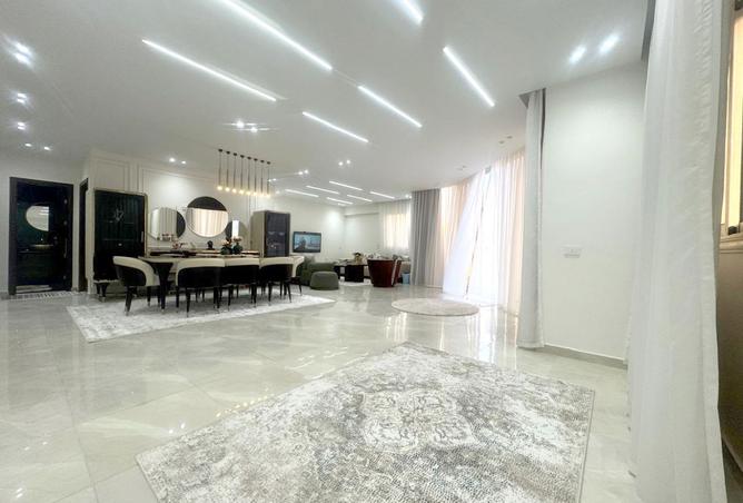 8371807 - Property Image 3