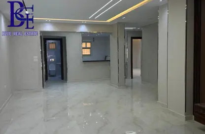 Apartment - 3 Bedrooms - 2 Bathrooms for sale in Al Khamayel city - Sheikh Zayed Compounds - Sheikh Zayed City - Giza