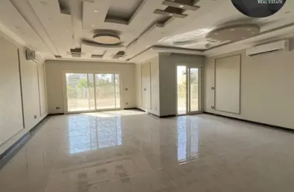 Villa - 4 Bedrooms - 4 Bathrooms for rent in The Crown - Cairo Alexandria Desert Road - 6 October City - Giza