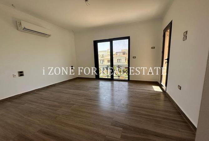 8233555 - Property Image 2