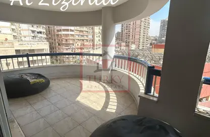 شقة - 3 غرف نوم - 2 حمامات للبيع في زيزينيا - حي شرق - الاسكندرية