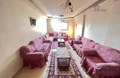 شقة - 3 غرف نوم - 1 حمام للبيع في شارع مرتضى باشا - باكوس - حي شرق - الاسكندرية