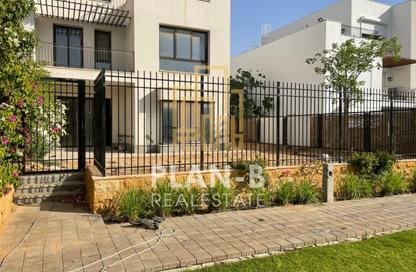Townhouse - 4 Bedrooms - 4 Bathrooms for sale in Sodic West - Sheikh Zayed Compounds - Sheikh Zayed City - Giza