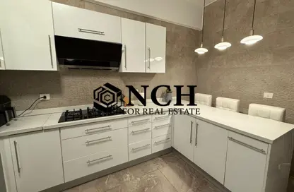 شقة - 3 غرف نوم - 3 حمامات للايجار في مون ريزيدنس - فيفث سكوير - التجمع الخامس - مدينة القاهرة الجديدة - القاهرة