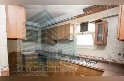 Apartment - 3 Bedrooms - 2 Bathrooms for rent in Port Said St. - Sporting - Hay Sharq - Alexandria