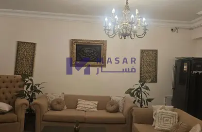 Apartment - 3 Bedrooms - 3 Bathrooms for sale in Ganoob El Acadimia - New Cairo City - Cairo