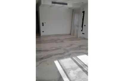Apartment - 2 Bedrooms - 3 Bathrooms for rent in One 16 - Sheikh Zayed Compounds - Sheikh Zayed City - Giza