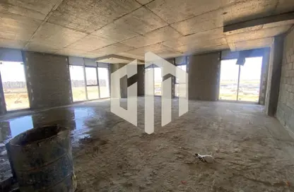 Office Space - Studio - 3 Bathrooms for rent in Hyde Park - 5th Settlement Compounds - The 5th Settlement - New Cairo City - Cairo