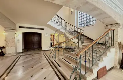 فيلا - 5 غرف نوم - 4 حمامات للايجار في ليك فيو - كمبوندات التجمع الخامس - التجمع الخامس - مدينة القاهرة الجديدة - القاهرة