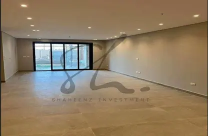 Apartment - 3 Bedrooms - 2 Bathrooms for sale in Village West - Sheikh Zayed Compounds - Sheikh Zayed City - Giza