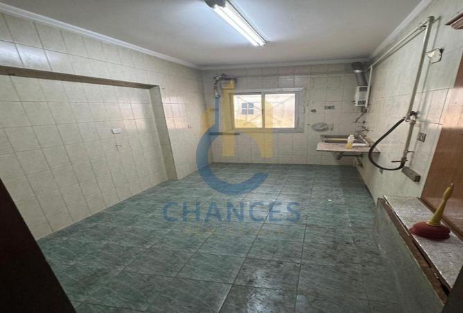 8060701 - Property Image 3