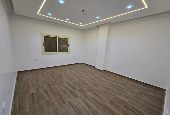 8273625 - صورة العقار 2