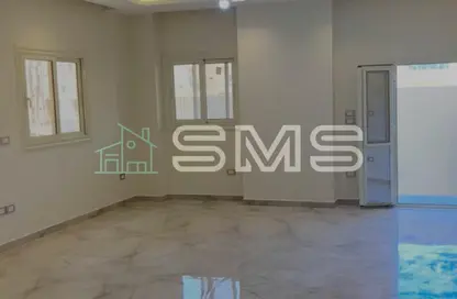 شقة - 3 غرف نوم - 2 حمامات للايجار في شارع الجزيرة - المستثمرين الجنوبية - مدينة القاهرة الجديدة - القاهرة