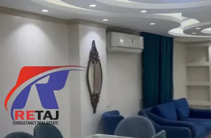 شقة - 3 غرف نوم - 3 حمامات للبيع في شارع عباس العقاد - المنطقة الأولى - مدينة نصر - القاهرة