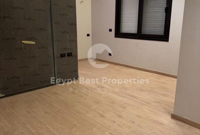 8197512 - Property Image 3