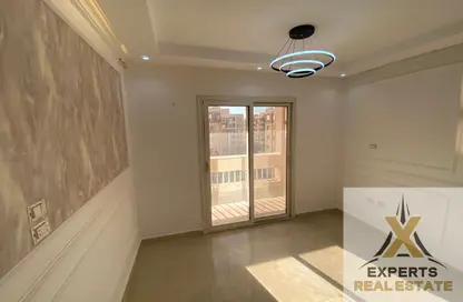 Apartment - 2 Bedrooms - 1 Bathroom for sale in Madinaty - Cairo