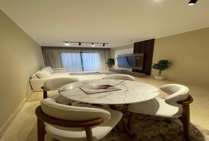 8252350 - Property Image 3