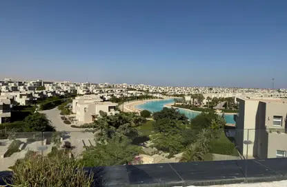 Chalet - 2 Bedrooms - 3 Bathrooms for sale in Azha - Al Ain Al Sokhna - Suez