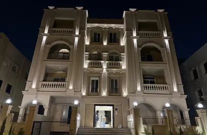 Apartment - 3 Bedrooms - 3 Bathrooms for sale in Tamr Hena - 5th Settlement Compounds - The 5th Settlement - New Cairo City - Cairo