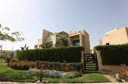 فيلا - 5 غرف نوم - 5 حمامات للبيع في جويا - محور 26 يوليو - مدينة 6 أكتوبر - الجيزة