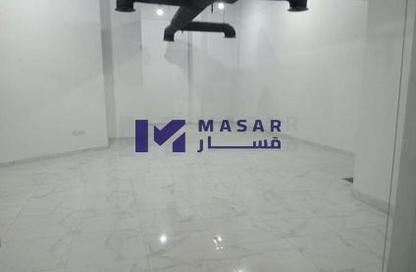 محل تجاري - استوديو - 1 حمام للايجار في شارع التسعين الجنوبي - التجمع الخامس - مدينة القاهرة الجديدة - القاهرة