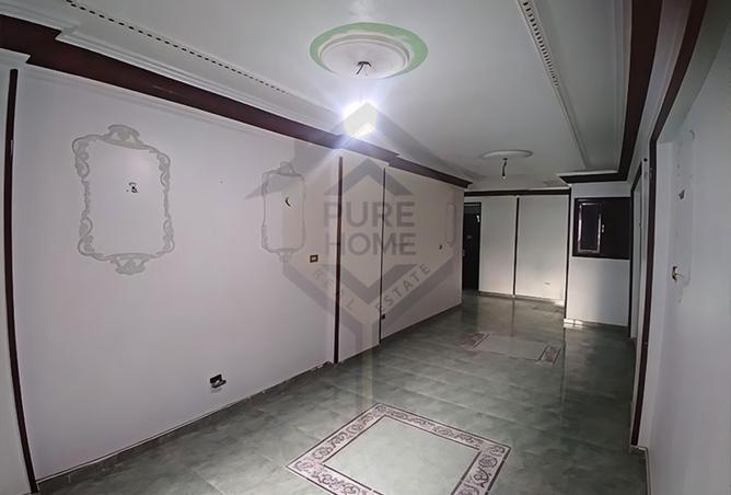 8324084 - Property Image 2