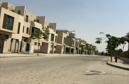 تاون هاوس - 3 غرف نوم - 3 حمامات للبيع في سوديك ايست - الحي السادس - هليوبوليس الجديدة - القاهرة