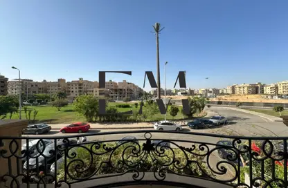 Apartment - 3 Bedrooms - 3 Bathrooms for sale in El Banafseg Apartment Buildings - El Banafseg - New Cairo City - Cairo