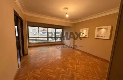 Apartment - 4 Bedrooms - 2 Bathrooms for sale in Ard El Golf - Heliopolis - Masr El Gedida - Cairo