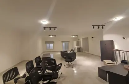 Co-Working Space - Studio - 2 Bathrooms for rent in Street70 - District 2 - The 5th Settlement - New Cairo City - Cairo