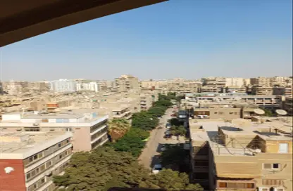 شقة - 3 غرف نوم - 3 حمامات للبيع في المنطقة الأولى - مدينة نصر - القاهرة