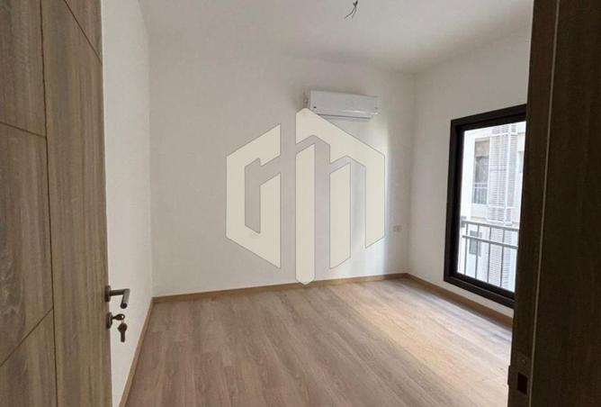 8406635 - Property Image 3