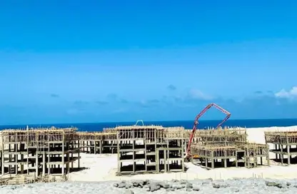 Chalet - 2 Bedrooms - 2 Bathrooms for sale in Mar Bay - Ras Al Hekma - North Coast