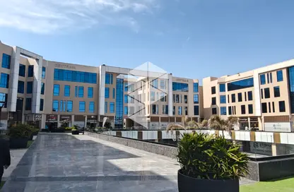 Clinic - Studio - 3 Bathrooms for rent in Mivida - 5th Settlement Compounds - The 5th Settlement - New Cairo City - Cairo