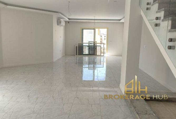 8546790 - Property Main Image