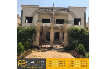 Villa - 5 Bedrooms - 7 Bathrooms for sale in Street 15 - 13th District - Sheikh Zayed City - Giza