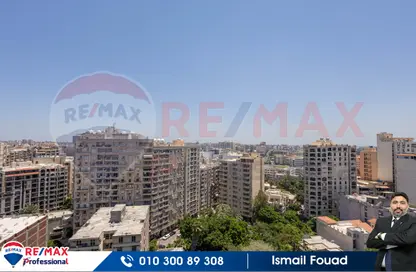 شقة - 3 غرف نوم - 3 حمامات للبيع في شارع البرت الاول - سموحة - حي شرق - الاسكندرية