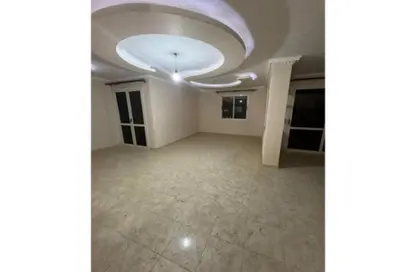 Apartment - 3 Bedrooms - 3 Bathrooms for rent in Al Rehab - New Cairo City - Cairo