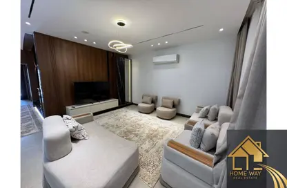 iVilla - 5 Bedrooms - 5 Bathrooms for rent in Privado - Madinaty - Cairo