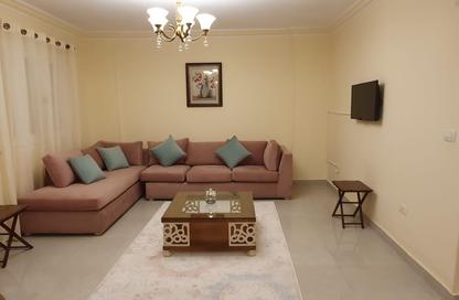 Apartment - 2 Bedrooms - 1 Bathroom for rent in Ammar Ibn Yasser St. - El Hegaz Square - El Nozha - Cairo